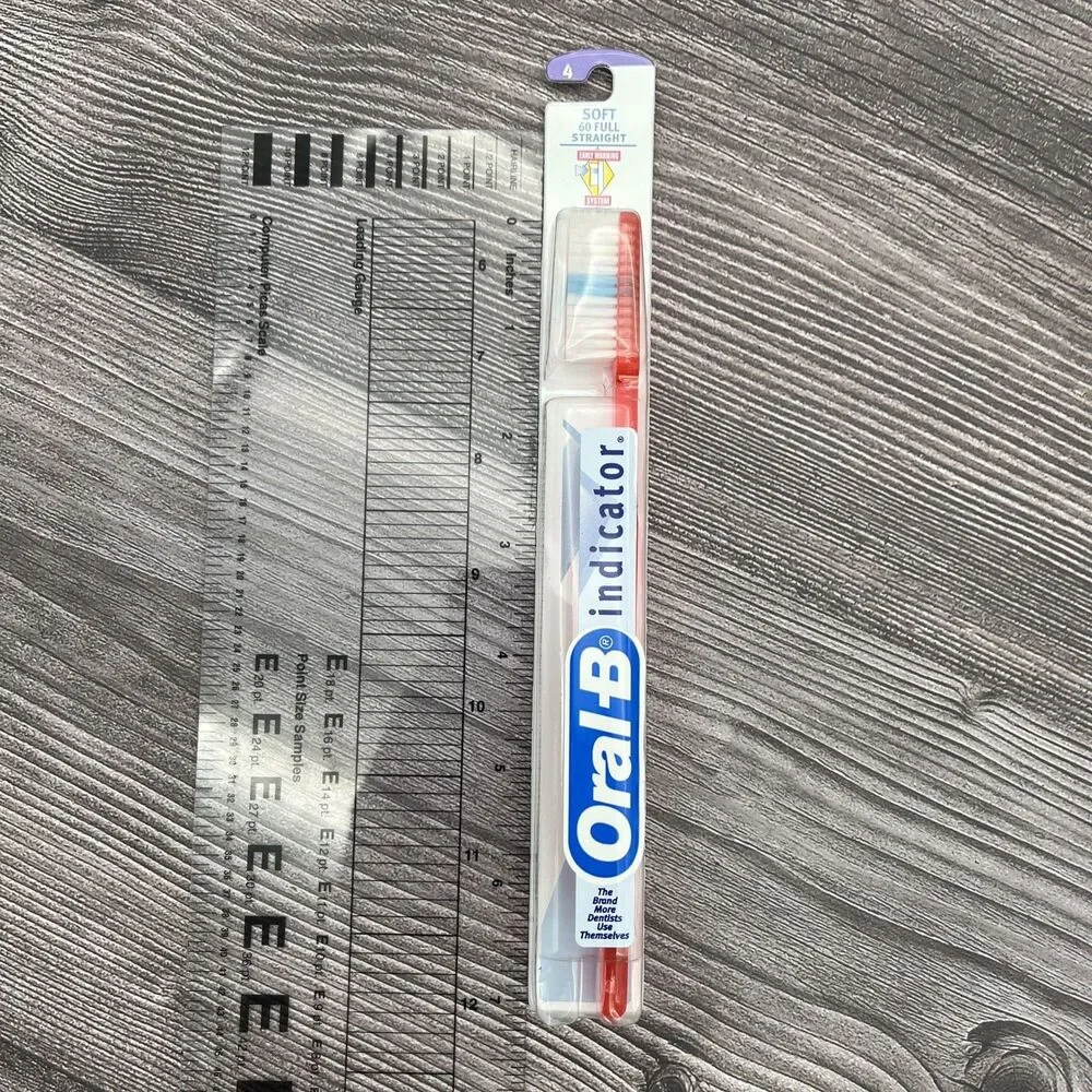 VTG Oral-B P-60 Toothbrush 1998 USA Soft End-Round Bristles 4-ROW 8in TALL RED